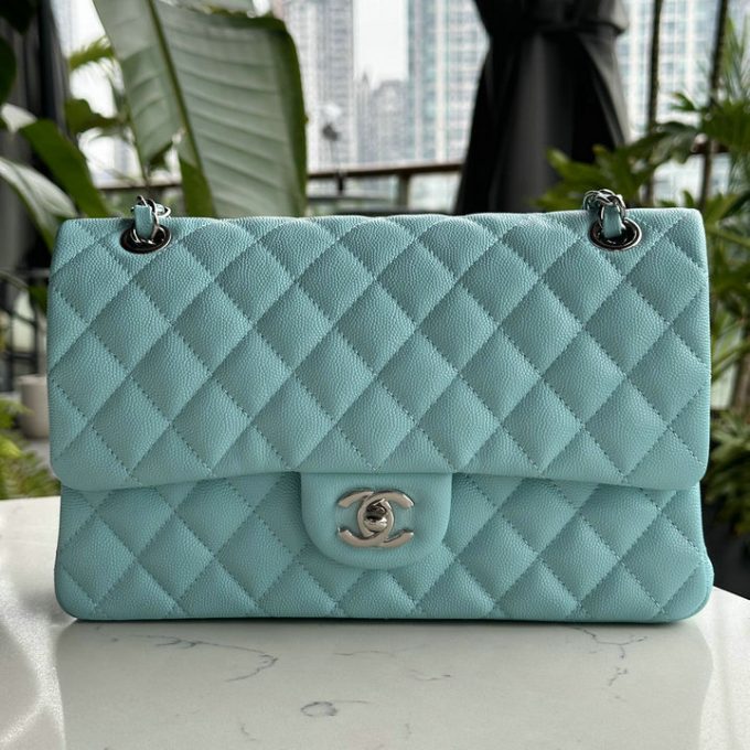 シャネル クラシック フラップバッグ CHANEL ショルダーバッグ レディース
