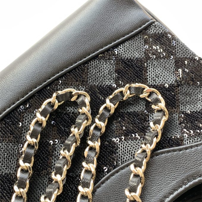 シャネル 2025年 31 スモール ショッピンバッグ CHANEL トートバッグ ハンドバッグ ショルダーバッグ - 画像 (8)