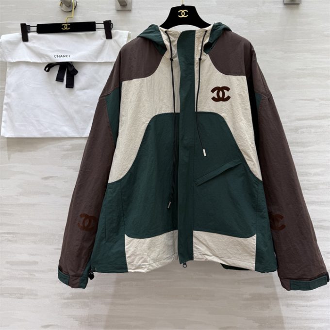 シャネル オーバーサイズ ジップジャケット 2025年新作 CHANEL フード付き アウターコート ロングスリーブ