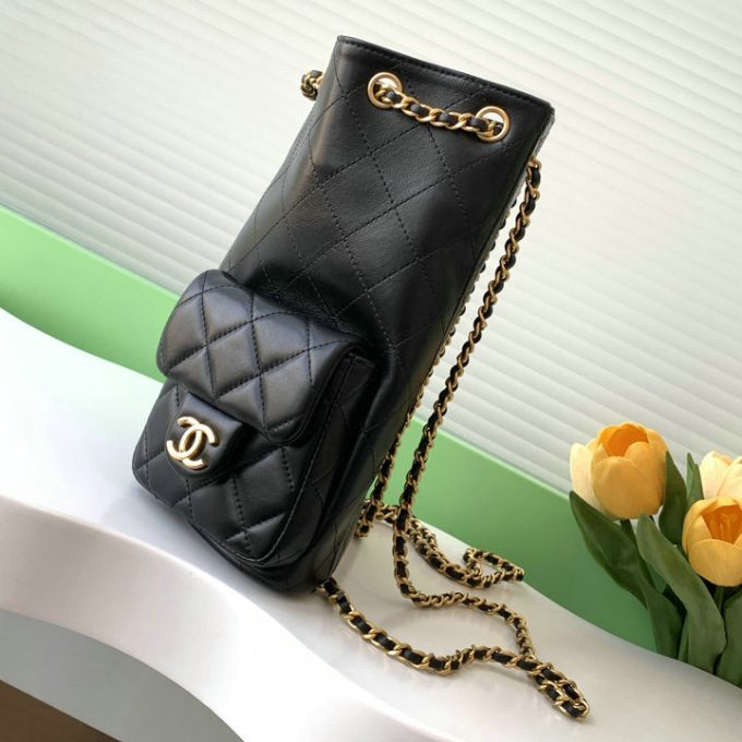 シャネル 2025年 チェーンベルト バックパック CHANEL レディース リュック 2way ショルダーバッグ ラムスキン - 画像 (2)