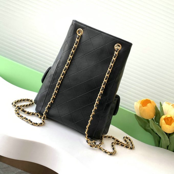 シャネル 2025年 チェーンベルト バックパック CHANEL レディース リュック 2way ショルダーバッグ ラムスキン - 画像 (3)
