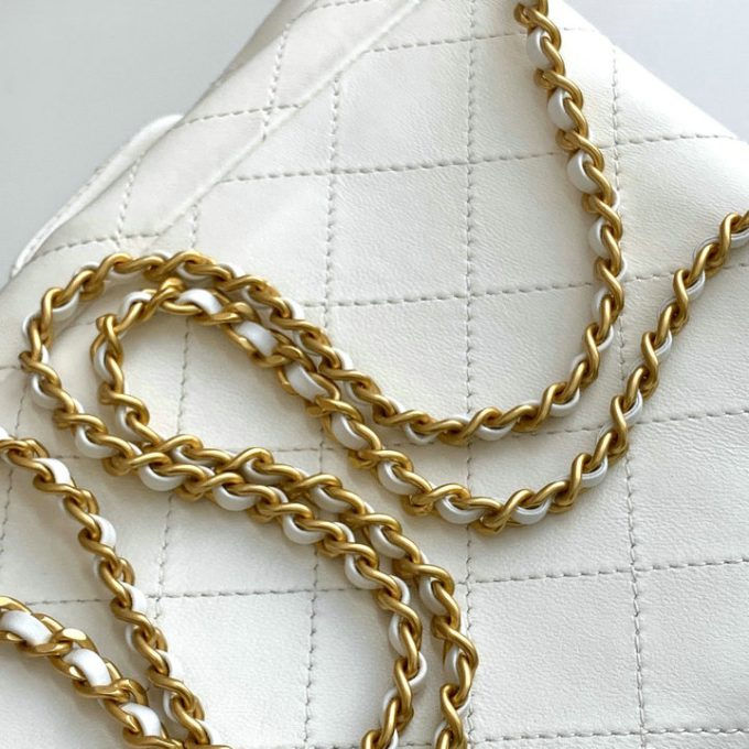 シャネル 2025年 チェーンベルト バックパック CHANEL レディース リュック 2way ショルダーバッグ ラムスキン - 画像 (7)