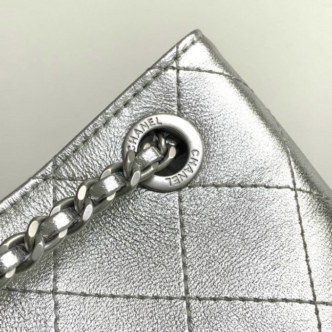 シャネル 2025年 チェーンベルト バックパック CHANEL レディース リュック 2way ショルダーバッグ ラムスキン - 画像 (9)