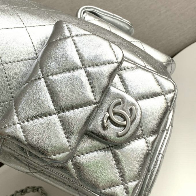 シャネル 2025年 チェーンベルト バックパック CHANEL レディース リュック 2way ショルダーバッグ ラムスキン - 画像 (8)