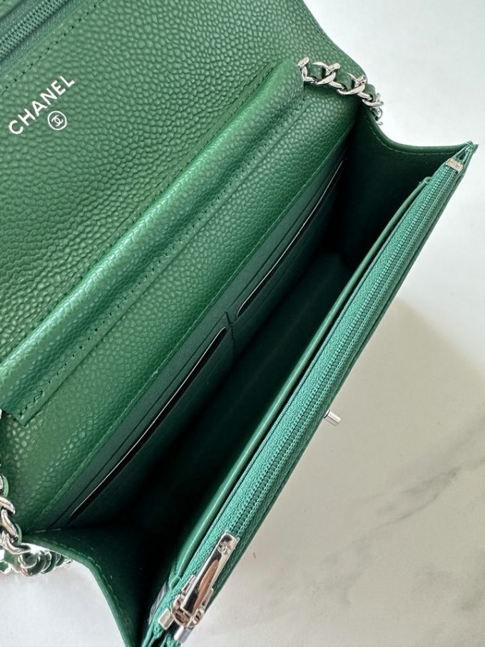 シャネル 2025年 チェーンウォレット CHANEL ミニ フラップバッグ ショルダーバッグ レディース シルバー金具 - 画像 (5)
