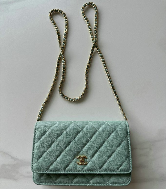シャネル 2025年 チェーンウォレット CHANEL ミニ フラップバッグ ショルダーバッグ レディース