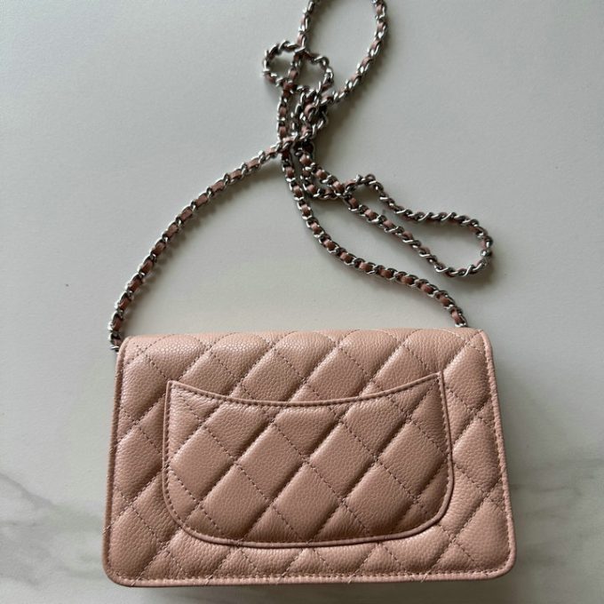シャネル 2025年 チェーンウォレット CHANEL ミニ フラップバッグ ショルダーバッグ レディース シルバー金具 - 画像 (2)