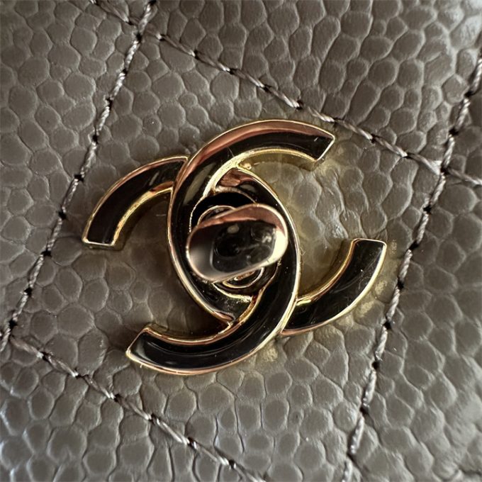 シャネル 2025年 チェーンウォレット CHANEL ミニ フラップバッグ ショルダーバッグ レディース - 画像 (9)