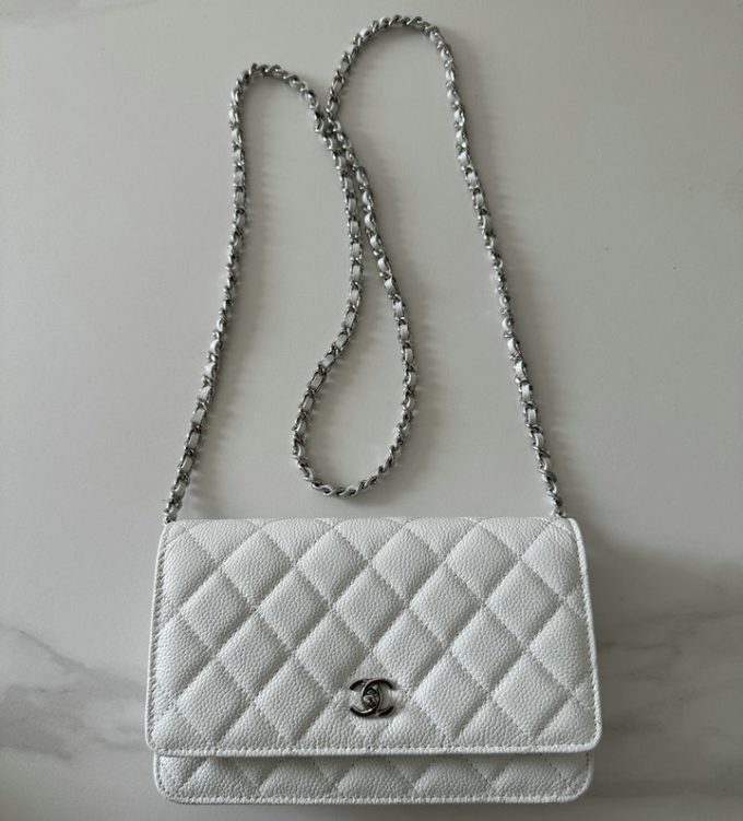 シャネル 2025年 チェーンウォレット CHANEL ミニ フラップバッグ ショルダーバッグ レディース シルバー金具