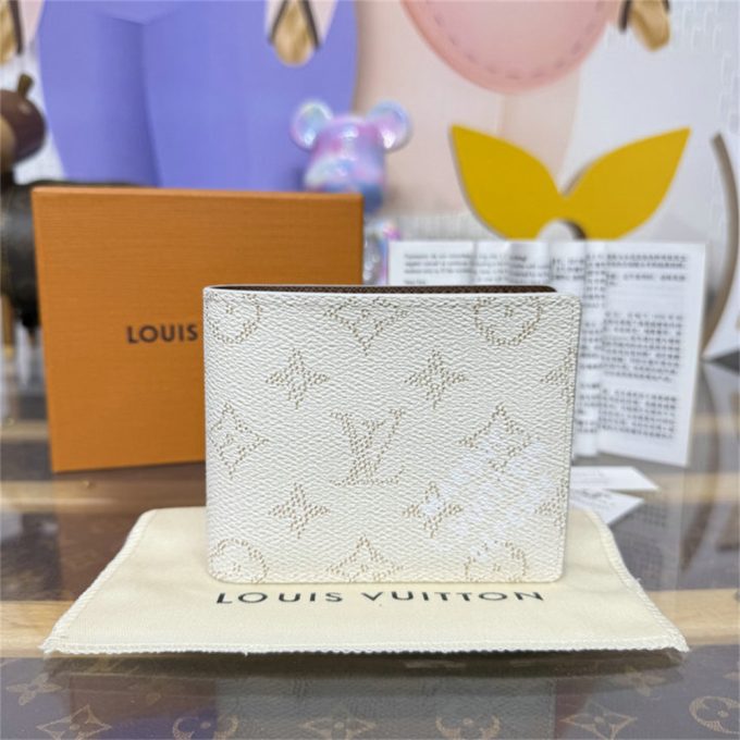 ルイヴィトン 2025年 ポルトフォイユ ミュルティプル M14691 LOUISVUITTON 二つ折り短財布 ショートウォレット モノグラム ヘリテージ キャンバス