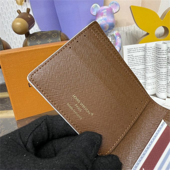 ルイヴィトン 2025年 ポルトフォイユ ミュルティプル M14691 LOUISVUITTON 二つ折り短財布 ショートウォレット モノグラム ヘリテージ キャンバス - 画像 (8)