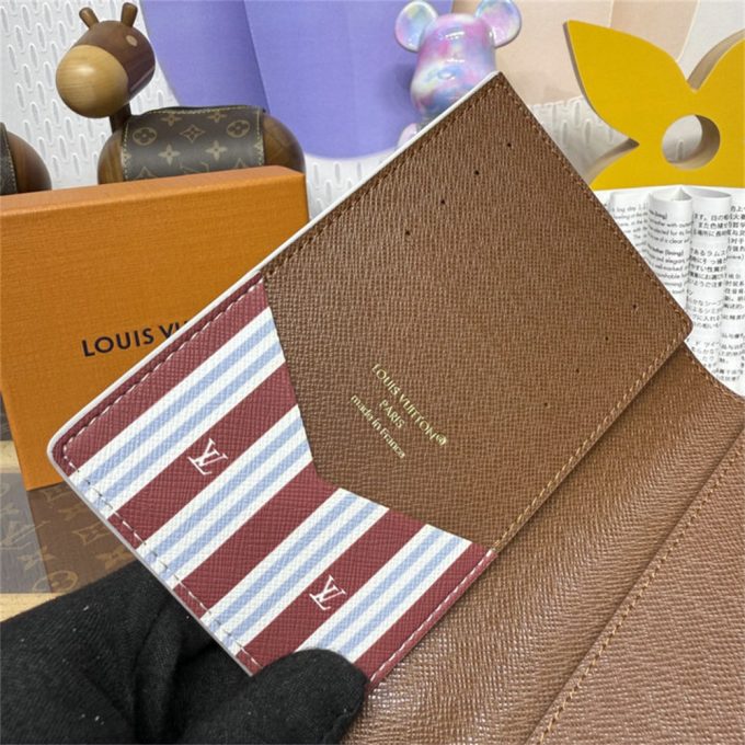 ルイヴィトン 2025年 パスポートカバー M15075 LOUISVUITTON クーヴェルテュール パスポール モノグラム ヘリテージ キャンバス - 画像 (7)