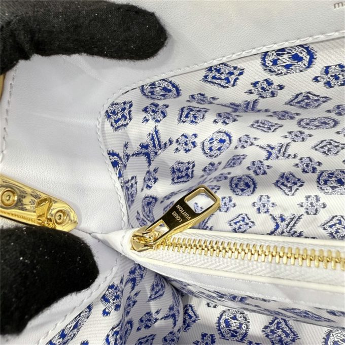ルイヴィトン 2025年 カプシーヌ BB ハンドバッグ M26004 LOUISVUITTON ショルダーバッグ カウハイドレザー レディース - 画像 (6)