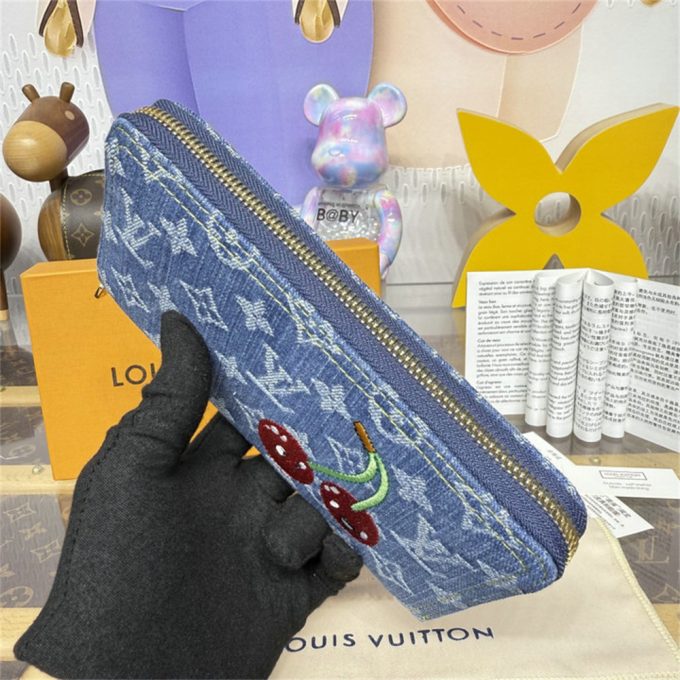 ルイヴィトン 2025年 LV TM ジッピー ウォレット M23161  LOUISVUITTON ファスナー長財布 モノグラム チェリー デニム - 画像 (5)
