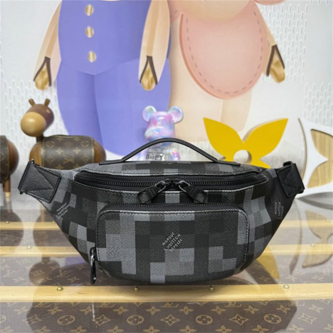 ルイヴィトン 2025年 ラッシュ バムバッグ M14920 LOUISVUITTON ウェストバッグ ベルトバッグ ダモフラージュ ブラック キャンバス