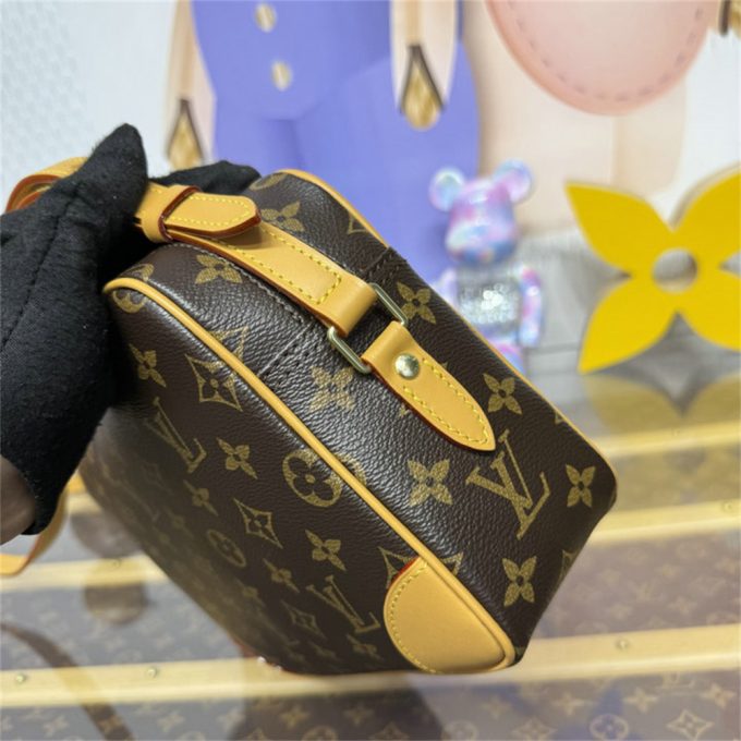 ルイヴィトン 2025年 カメラバッグ M51274 LOUISVUITTON スクエアバッグ ショルダーバッグ モノグラムキャンパス - 画像 (9)