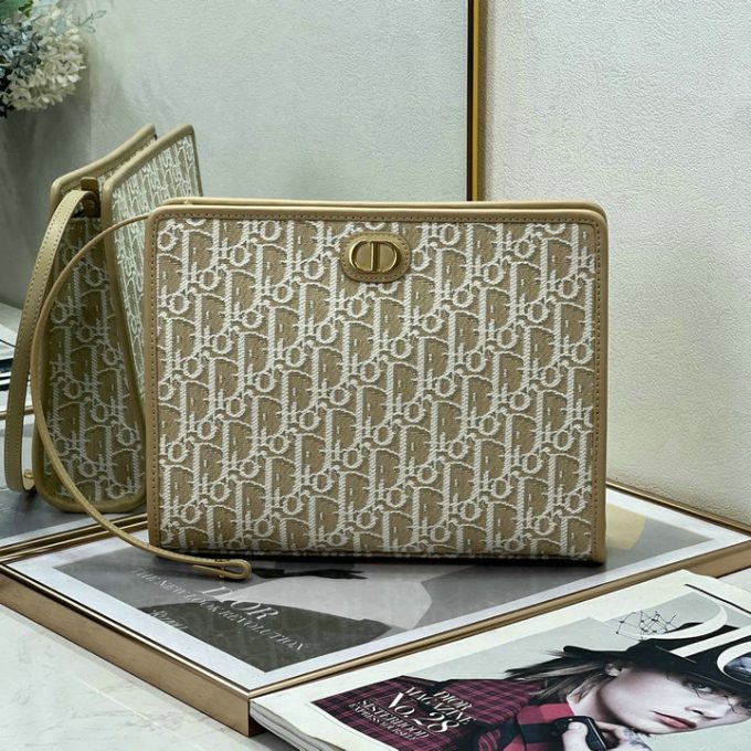 クリスチャンディオール 2025年 30 モンテーニュ ポーチ CHRISTIAN DIOR クラッチバッグ ストラップ付き 手持ちかばん オブリークジャカード
