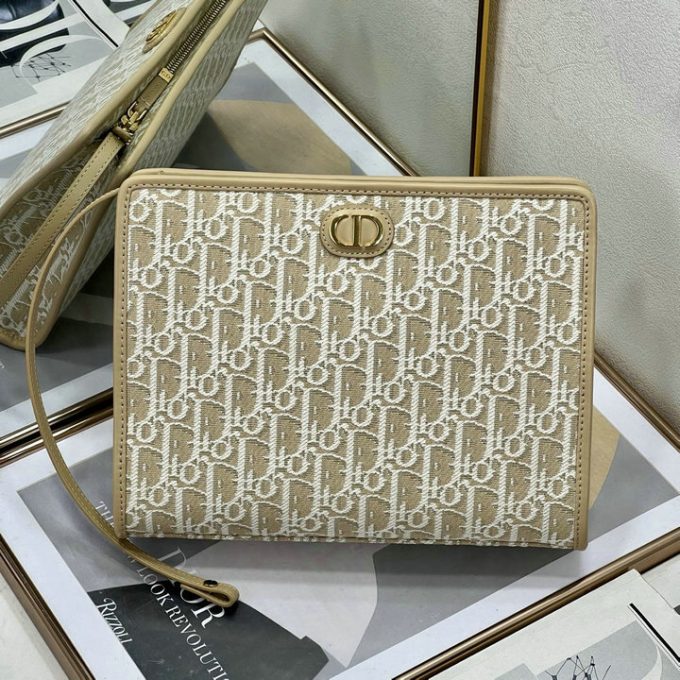 クリスチャンディオール 2025年 30 モンテーニュ ポーチ CHRISTIAN DIOR クラッチバッグ ストラップ付き 手持ちかばん オブリークジャカード - 画像 (4)