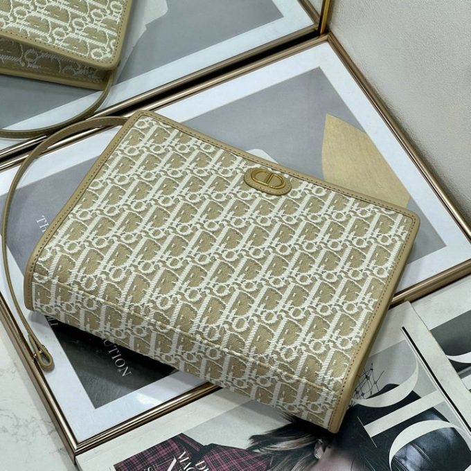 クリスチャンディオール 2025年 30 モンテーニュ ポーチ CHRISTIAN DIOR クラッチバッグ ストラップ付き 手持ちかばん オブリークジャカード - 画像 (7)