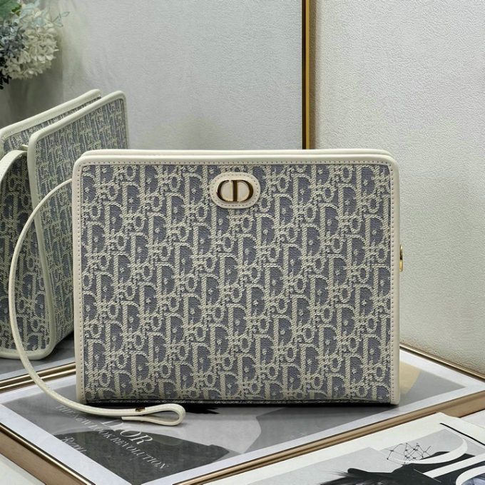 クリスチャンディオール 2025年 30 モンテーニュ ポーチ CHRISTIAN DIOR クラッチバッグ ストラップ付き 手持ちかばん オブリークジャカード