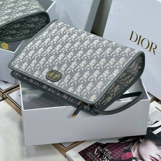 クリスチャンディオール 2025年 30 モンテーニュ ポーチ CHRISTIAN DIOR クラッチバッグ ストラップ付き 手持ちかばん オブリークジャカード - 画像 (5)