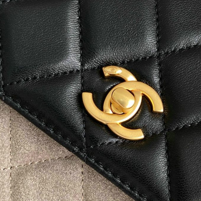 シャネル 2025年 スモール ショルダーバッグ CHANEL スマートフォンかばん スエード レディース - 画像 (7)