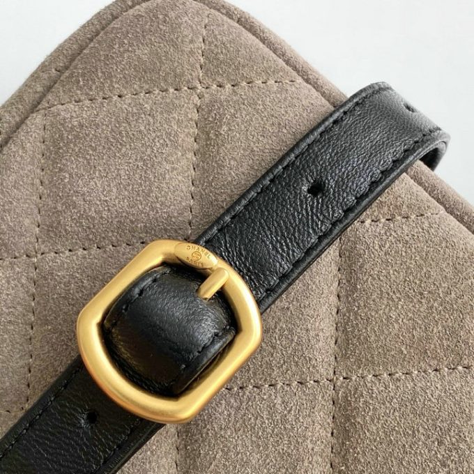 シャネル 2025年 スモール ショルダーバッグ CHANEL スマートフォンかばん スエード レディース - 画像 (8)