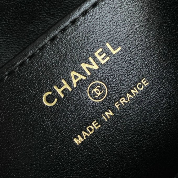 シャネル 2025年 スモール ショルダーバッグ CHANEL スマートフォンかばん スエード レディース - 画像 (7)