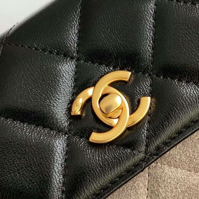 シャネル 2025年 スモール ショルダーバッグ CHANEL スマートフォンかばん スエード レディース - 画像 (9)