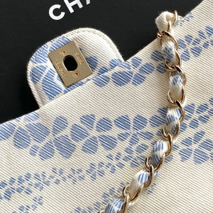 シャネル 2025年 スモール チェーンポーチ CHANEL フラップバッグ ショルダーバッグ サンドバッグ キャンパス レディース - 画像 (8)
