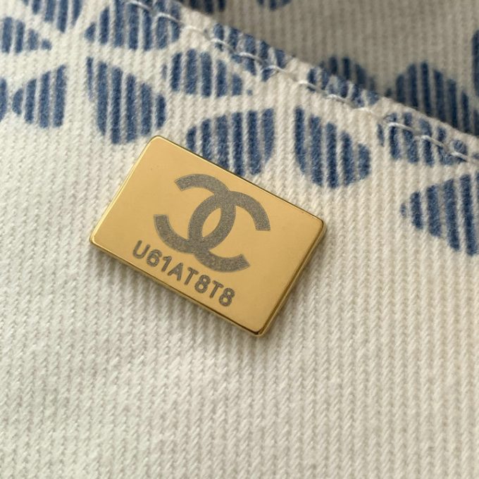 シャネル 2025年 スモール チェーンポーチ CHANEL ショルダーバッグ サンドバッグ キャンパス レディース - 画像 (8)