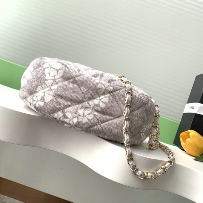 シャネル 2025年 スモール チェーンポーチ CHANEL ショルダーバッグ サンドバッグ キャンパス レディース - 画像 (4)
