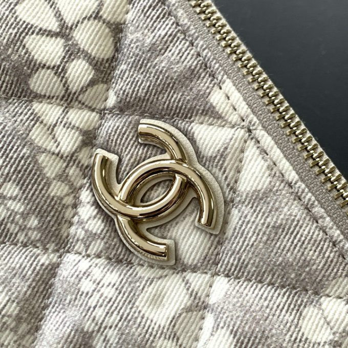 シャネル 2025年 スモール チェーンポーチ CHANEL ショルダーバッグ サンドバッグ キャンパス レディース - 画像 (9)