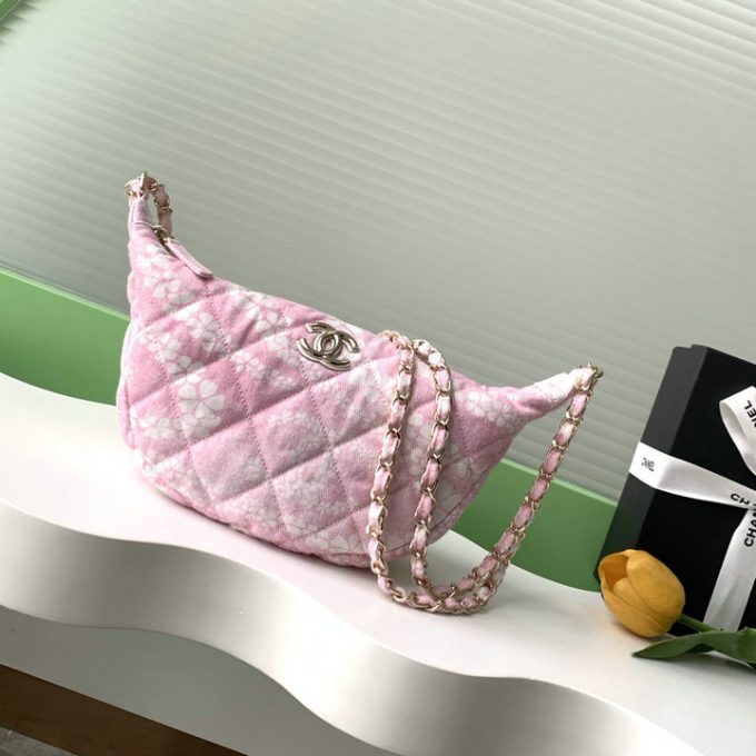 シャネル 2025年 スモール チェーンポーチ CHANEL ショルダーバッグ サンドバッグ キャンパス レディース