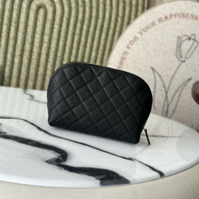 シャネル ヴァニティーケース 2025年 化粧かばん CHANEL クラッチバッグ 手持ちかばん  キャビアスキン - 画像 (3)