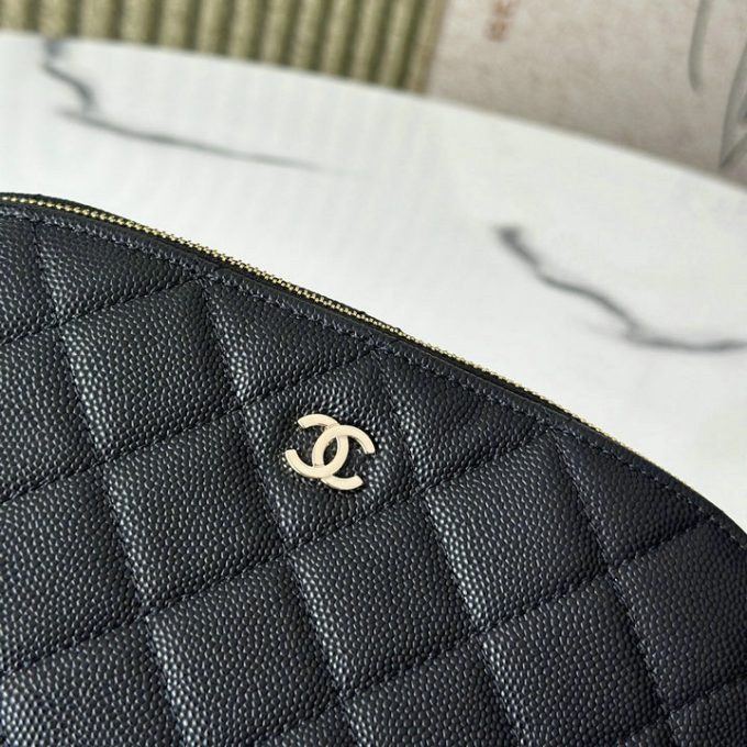 シャネル ヴァニティーケース 2025年 化粧かばん CHANEL クラッチバッグ 手持ちかばん  キャビアスキン - 画像 (9)
