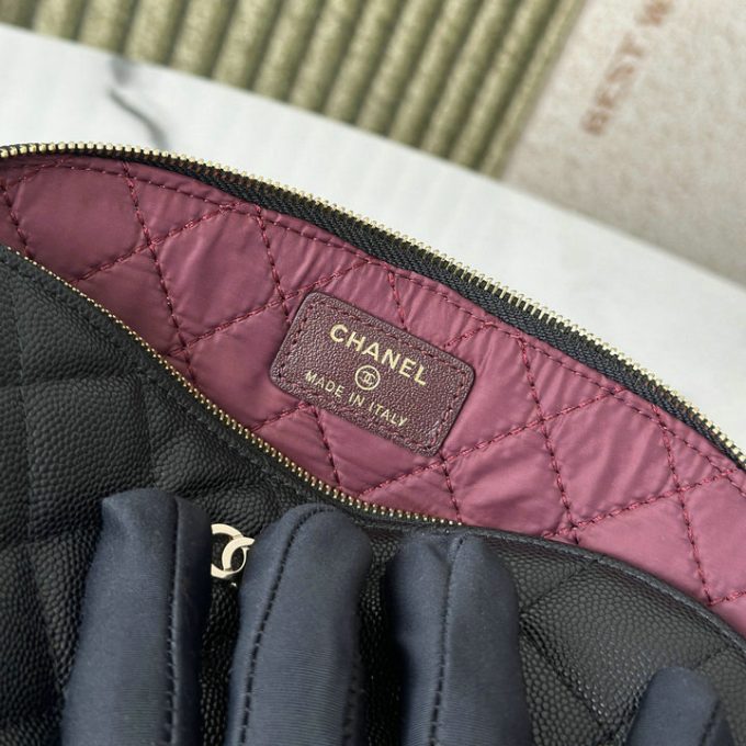 シャネル ヴァニティーケース 2025年 化粧かばん CHANEL クラッチバッグ 手持ちかばん  キャビアスキン - 画像 (7)