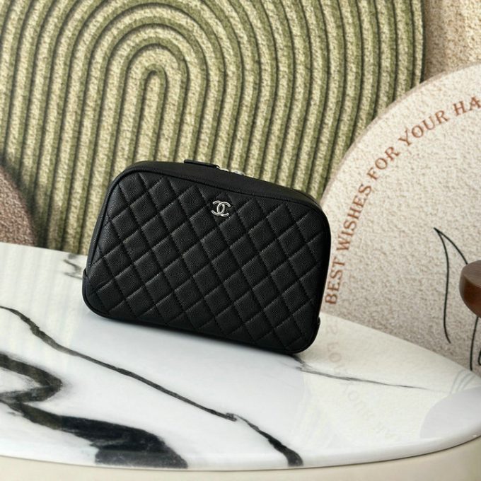 シャネル ヴァニティーケース 2025年 化粧かばん CHANEL クラッチバッグ 手持ちかばん キャビアスキン - 画像 (4)