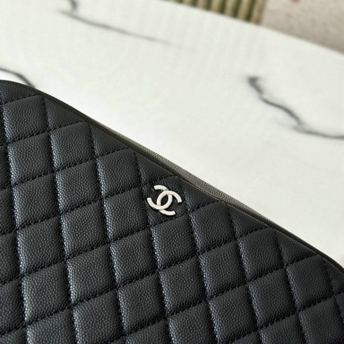 シャネル ヴァニティーケース 2025年 化粧かばん CHANEL クラッチバッグ 手持ちかばん キャビアスキン - 画像 (15)