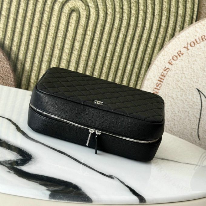 シャネル ヴァニティーケース 2025年 化粧かばん CHANEL クラッチバッグ 手持ちかばん キャビアスキン - 画像 (10)