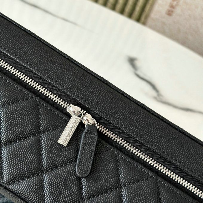 シャネル ヴァニティーケース 2025年 化粧かばん CHANEL クラッチバッグ 手持ちかばん キャビアスキン - 画像 (9)