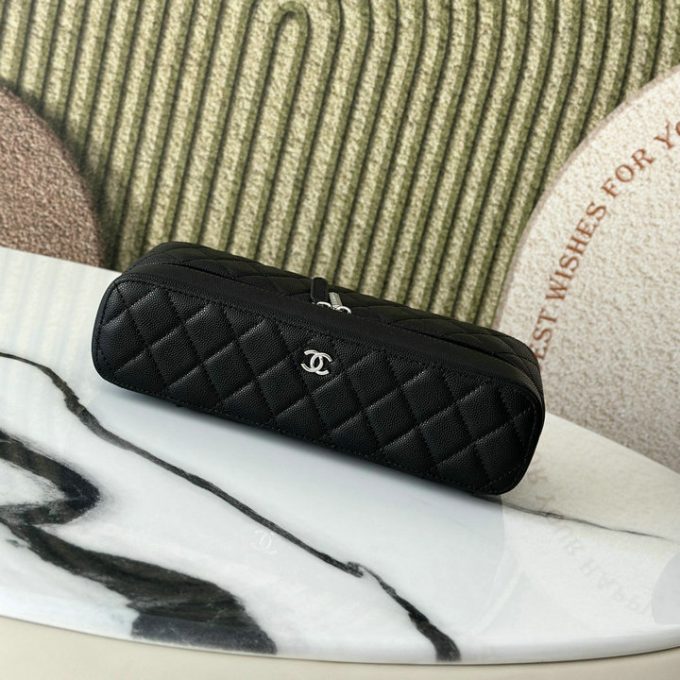 シャネル ヴァニティーケース 2025年 化粧かばん CHANEL クラッチバッグ 手持ちかばん キャビアスキン - 画像 (4)