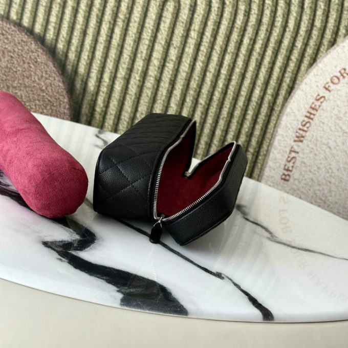シャネル ヴァニティーケース 2025年 化粧かばん CHANEL クラッチバッグ 手持ちかばん キャビアスキン - 画像 (6)