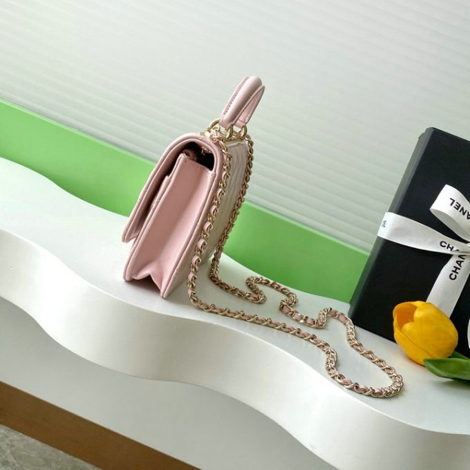 シャネル 2025年 WOC トップハンドルバッグ CHANEL トートバッグ 2way ショルダーバッグ レディース ゴールド金具 - 画像 (2)