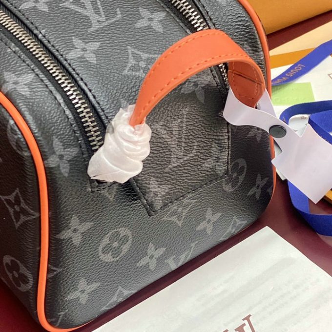 ルイヴィトン 2025年 ドップ キット M15246 LOUISVUITTON クラッチバッグ ハンドバッグ 洗面具収納 ポーチ モノグラム エクリプス キャンバス - 画像 (7)
