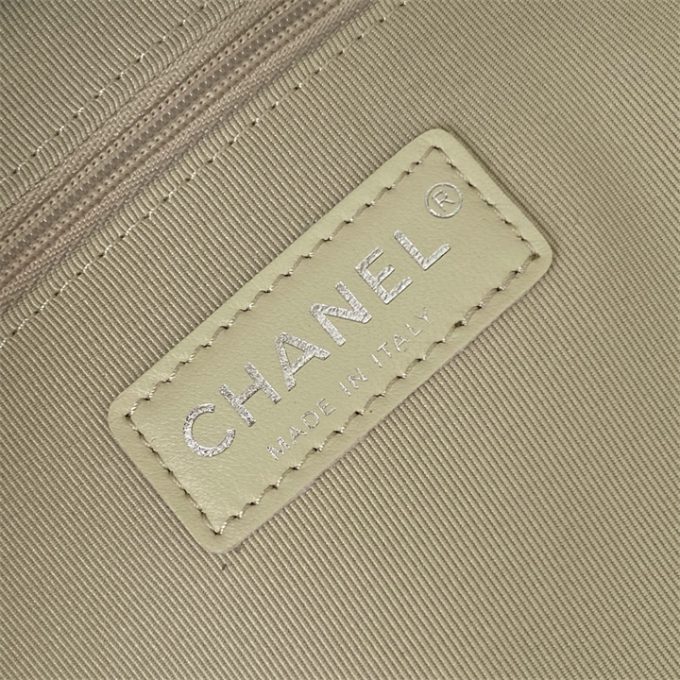 シャネル 2025年 ラージ ショルダーバッグ CHANEL 折り畳み レディース 大容量 - 画像 (6)