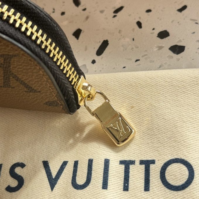 ルイヴィトン 2025年 ペンシルポーチ GI1112 LOUISVUITTON シャーロット ファブリック レザー - 画像 (8)