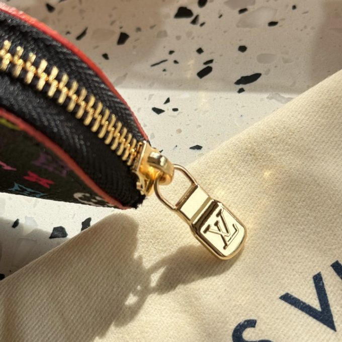 ルイヴィトン 2025年新作 ペンシルポーチ GI1303 LOUISVUITTON シャーロット ファブリック レザー マルチカラー - 画像 (12)